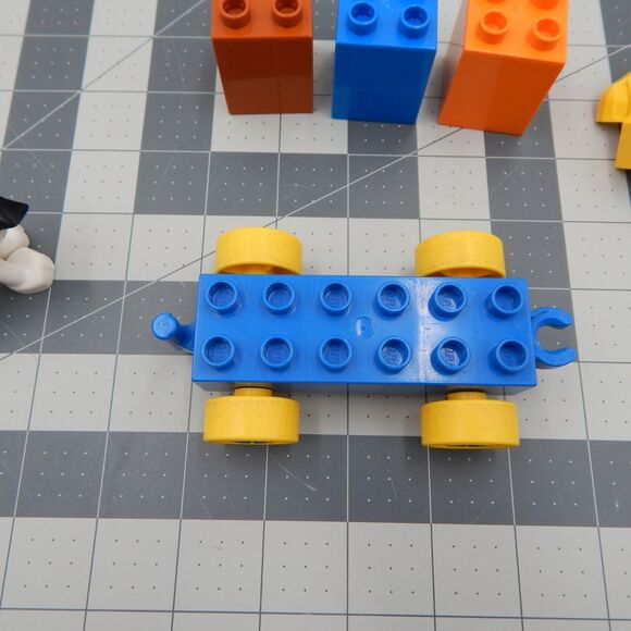 LEGO Duplo Number Train Set 10558 Replacement 6 Pieces Dog Numbered Blocks - Picture 6 of 6